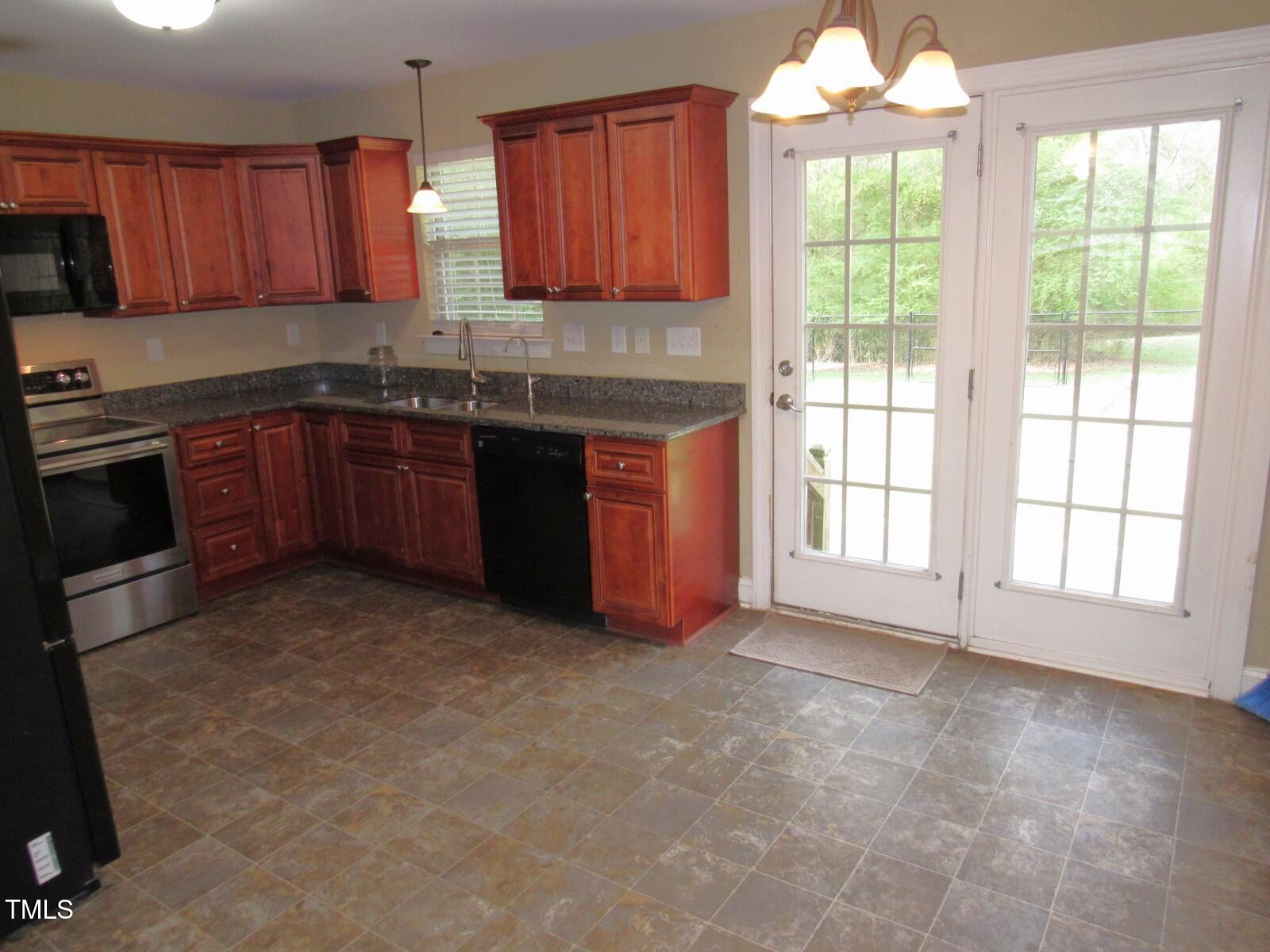 126 Creedmoor Road Stem, NC 27581 - Photo 8 of 29 Dining/kitchen