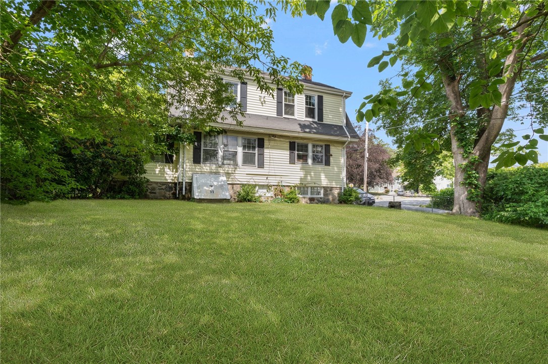 4196 Post Road Warwick, RI 02818 - Photo 7 of 26