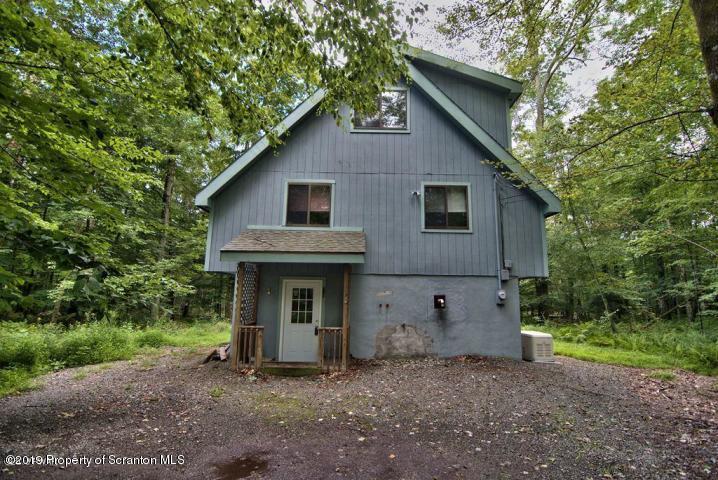 3869 Applegate Road Lake Ariel, PA 18436 - Photo 1 of 13 Applegatefront