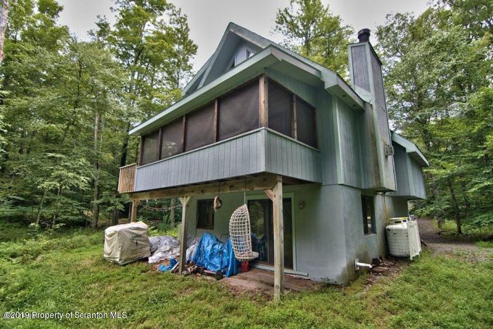 3869 Applegate Road Lake Ariel, PA 18436 - Photo 2 of 13 Applegateback