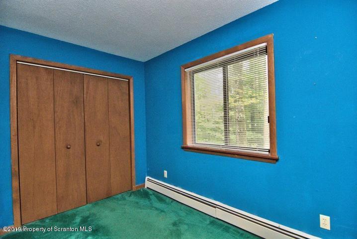 3869 Applegate Road Lake Ariel, PA 18436 - Photo 10 of 13 ApplegateBedroom3