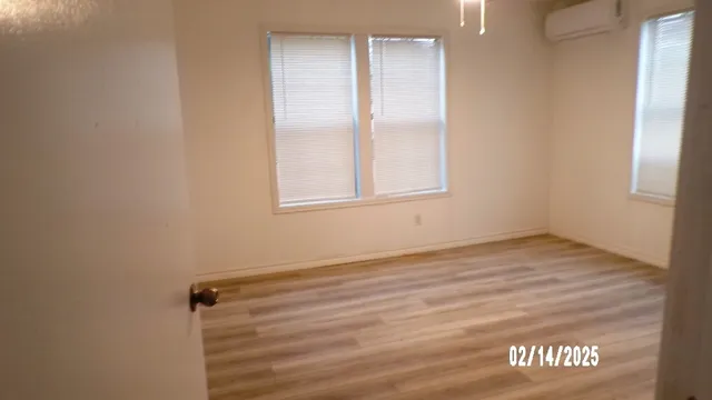 $1,700 | 911 North Ave C, Beeville, TX 78102