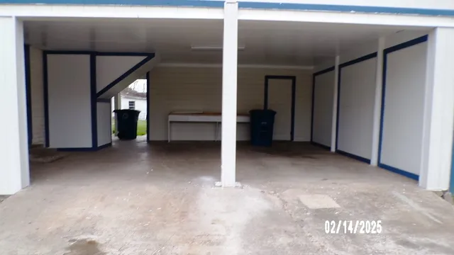 $1,700 | 911 North Ave C, Beeville, TX 78102