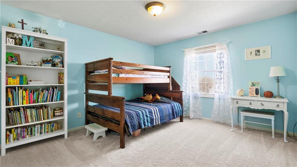 6052 Red Fox Road Pendleton, IN 46064 - Photo 17 of 33