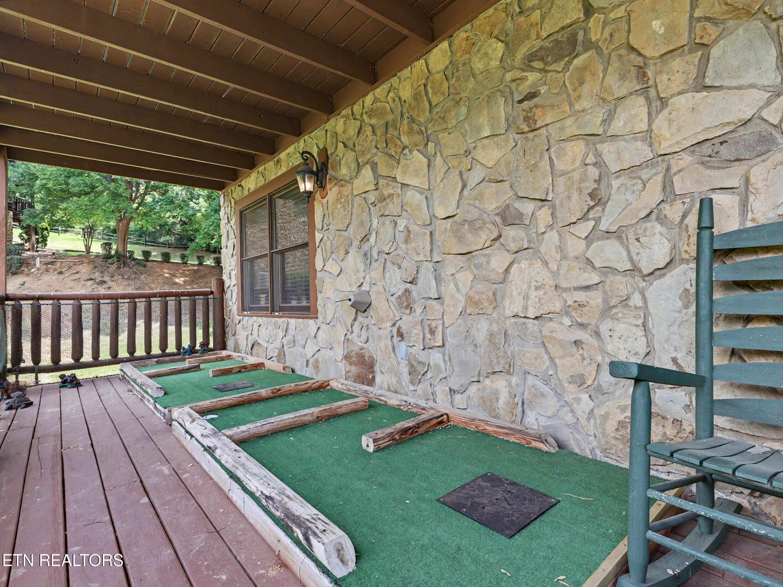 1629 Little Cabin Loop Pigeon Forge, TN 37862 - Photo 35 of 59 34_img_8691