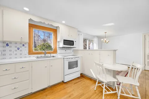 $695,000 | 152 Emery Lane, Chatham, MA 02650