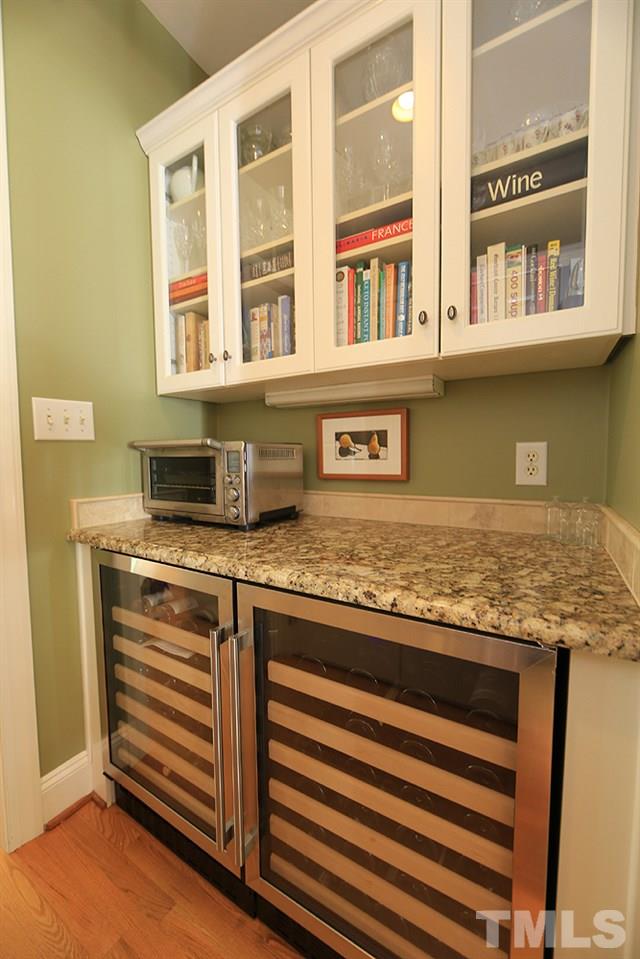 2413 Eddystone Road Raleigh, NC 27612 - Photo 11 of 25 Gallery Image 11