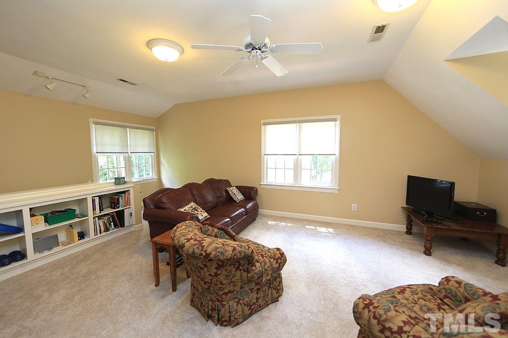 2413 Eddystone Road Raleigh, NC 27612 - Photo 17 of 25 Gallery Image 17