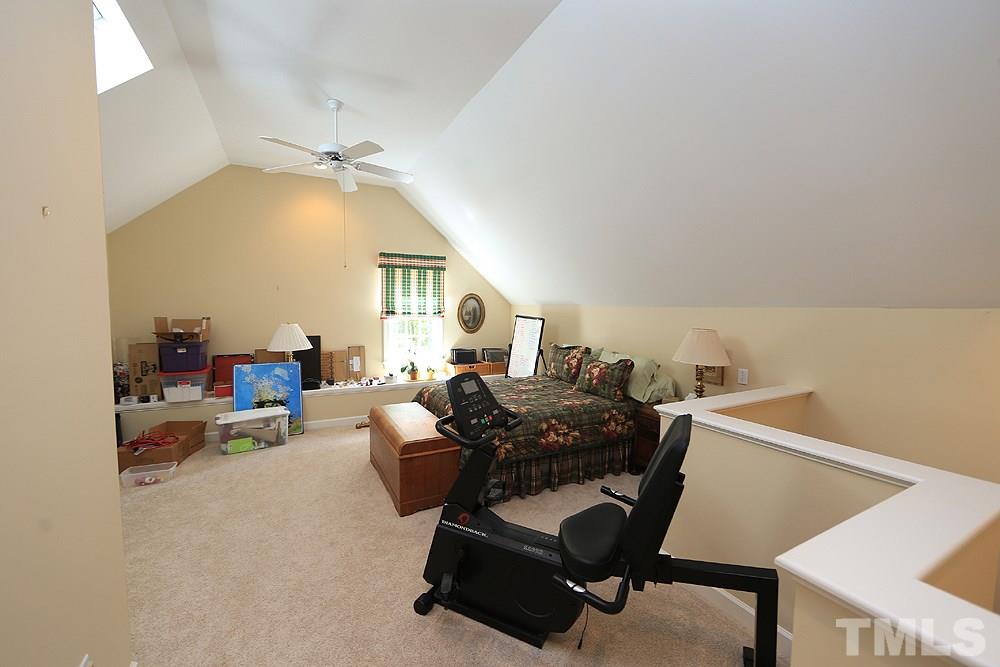 2413 Eddystone Road Raleigh, NC 27612 - Photo 18 of 25 Gallery Image 18
