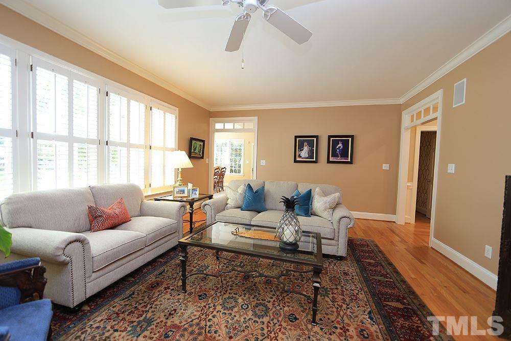 2413 Eddystone Road Raleigh, NC 27612 - Photo 7 of 25 Gallery Image 7