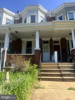 a view of a building entryway