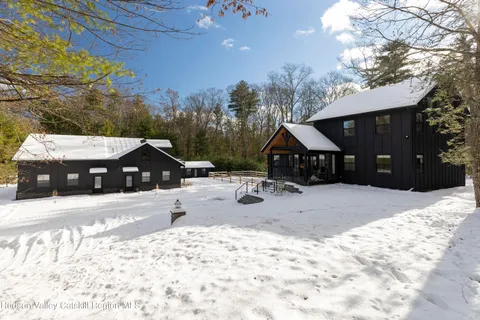 front view of house with a yard