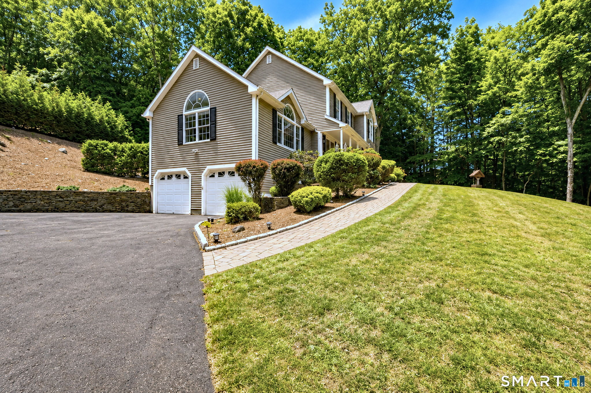 242 Turkey Roost Road Monroe, CT 06468 - Photo 3 of 40