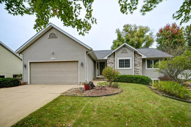 $480,000 | 1792 Frawley Drive, Sun Prairie, WI 53590