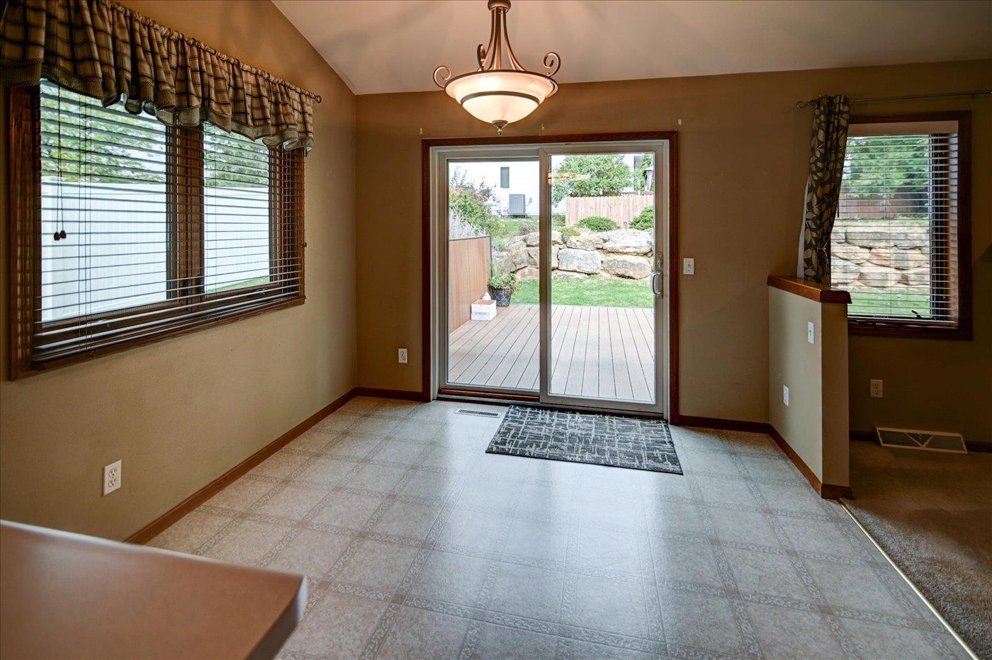 1792 Frawley Drive Sun Prairie, WI 53590 - Photo 11 of 32