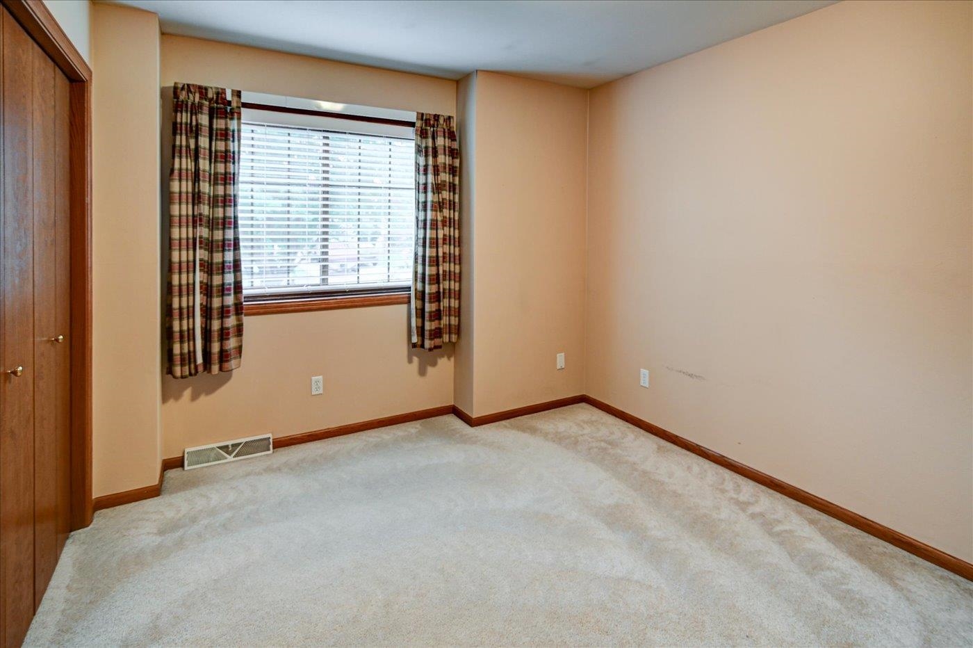 1792 Frawley Drive Sun Prairie, WI 53590 - Photo 16 of 32