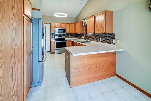 $480,000 | 1792 Frawley Drive, Sun Prairie, WI 53590