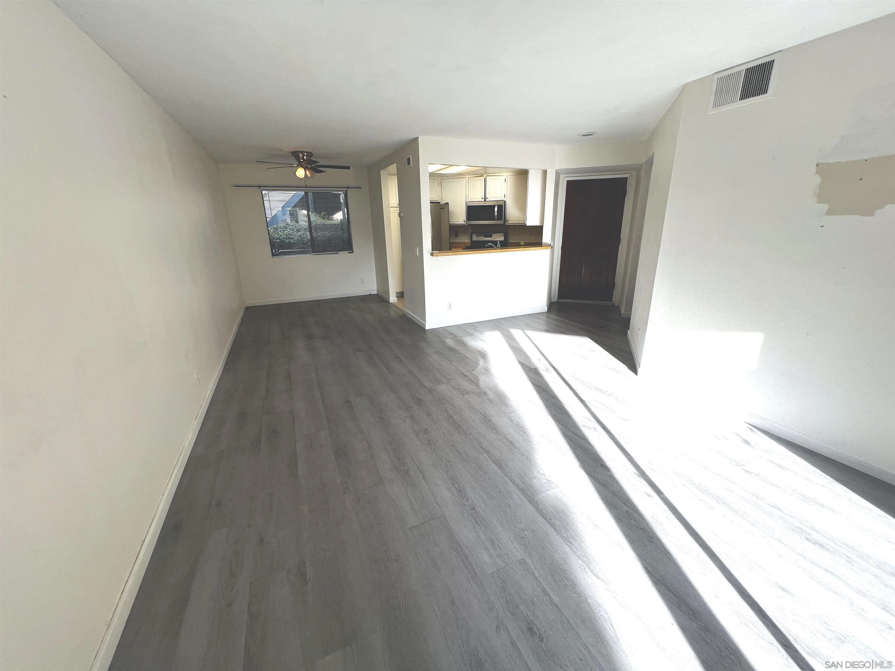 3059 Brookpine Court Spring Valley, CA 91978 - Photo 8 of 20 Gallery Image 8