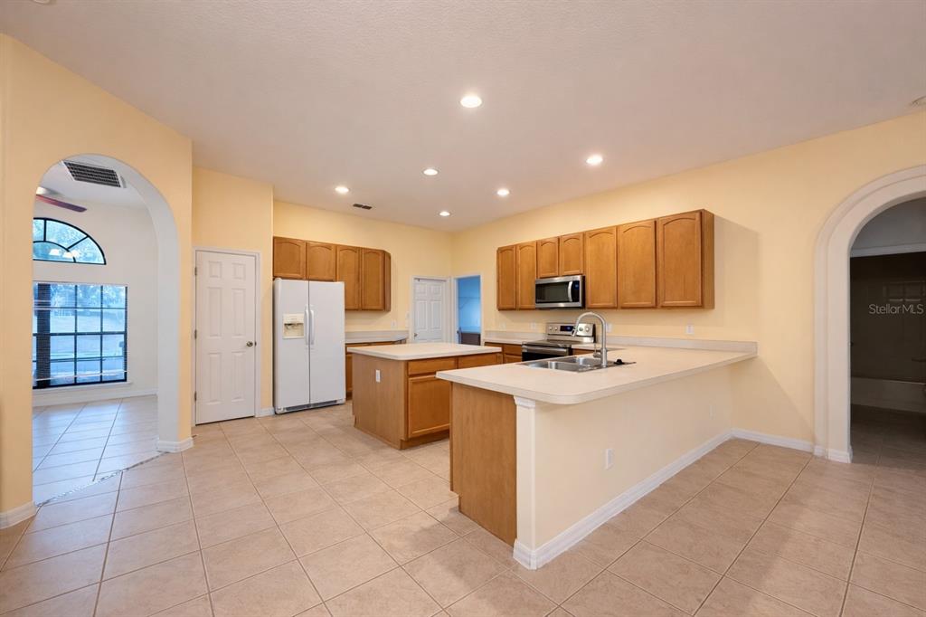 540 Coventry Road Davenport, FL 33897 - Photo 4 of 17