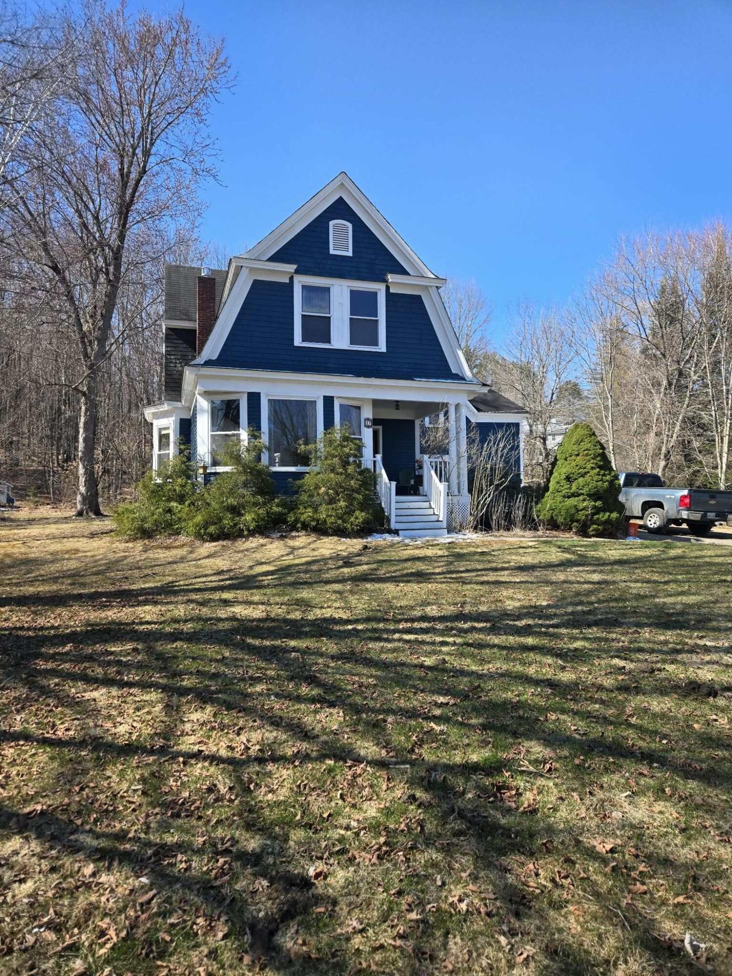 27 Turner Street Buckfield, ME 04220 - Photo 1 of 34 ext