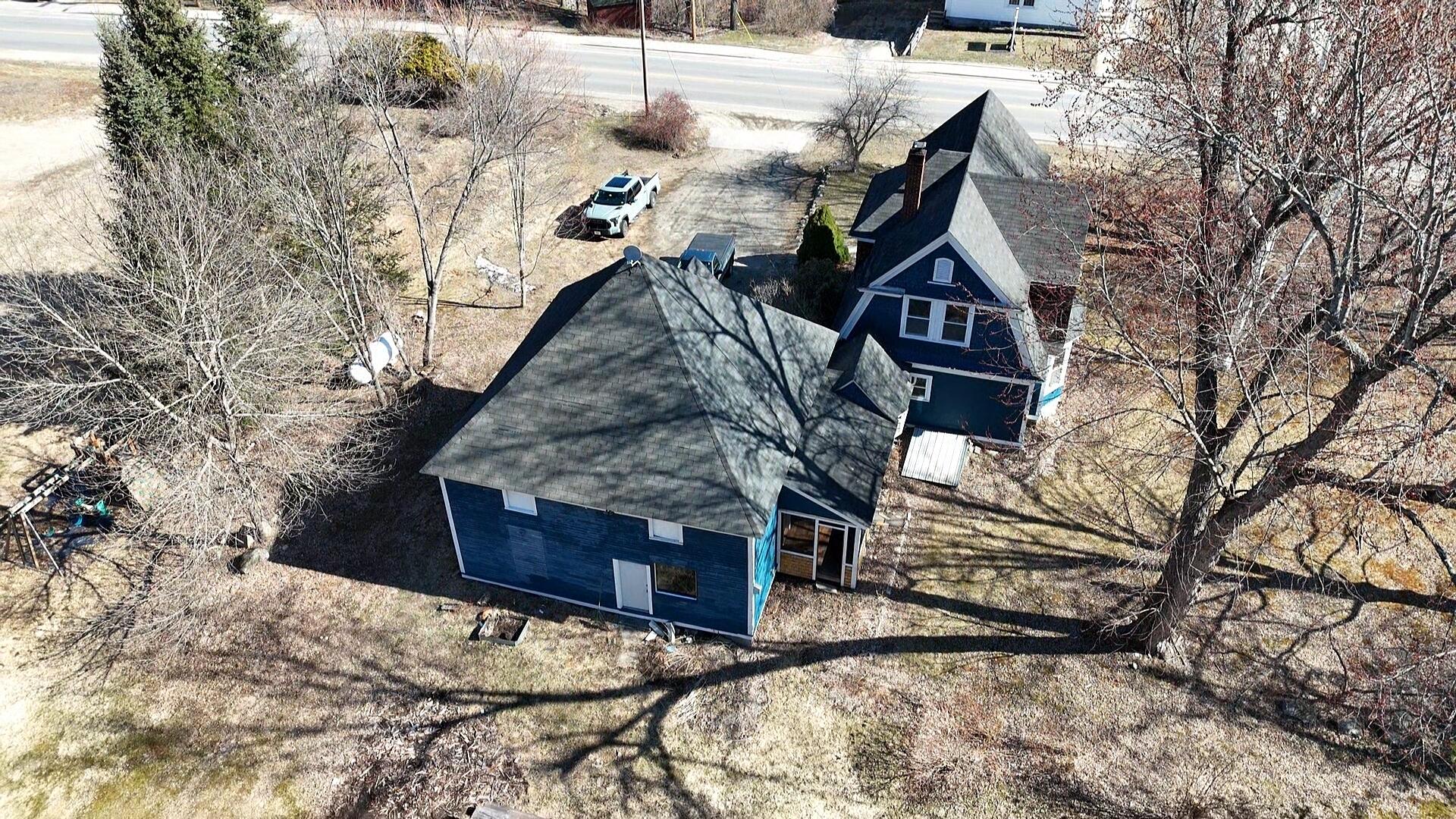 27 Turner Street Buckfield, ME 04220 - Photo 5 of 34 dji_fly_20260409_100808_0_1775744532300_