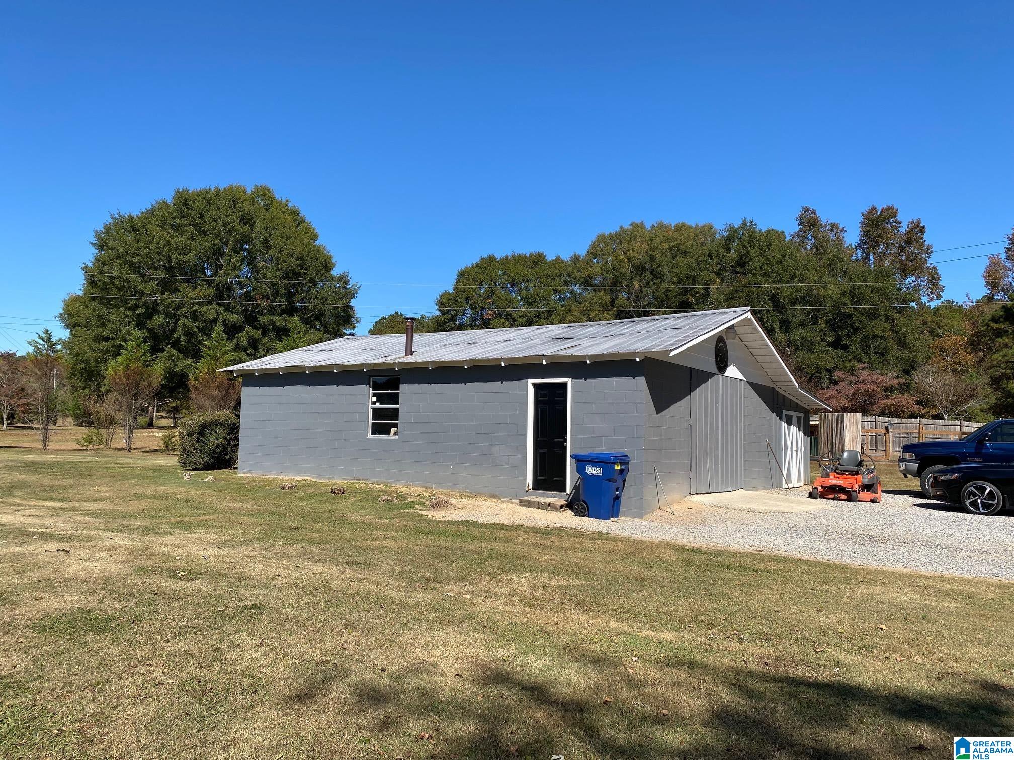 1035 Tredegar Road Jacksonville, AL 36265 - Photo 7 of 30