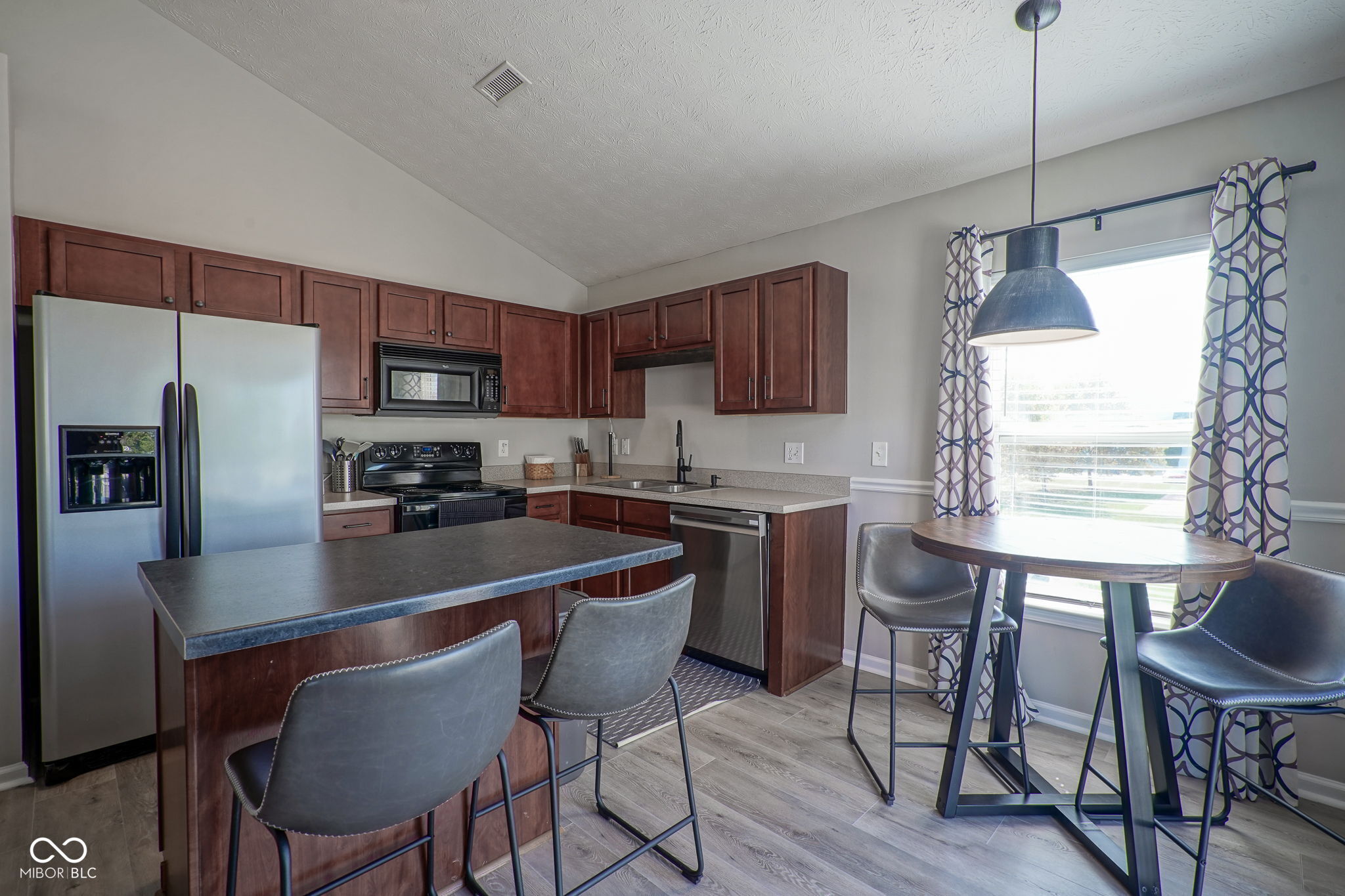 12215 Pebble Street, Unit 600 Fishers, IN 46038 - Photo 14 of 37