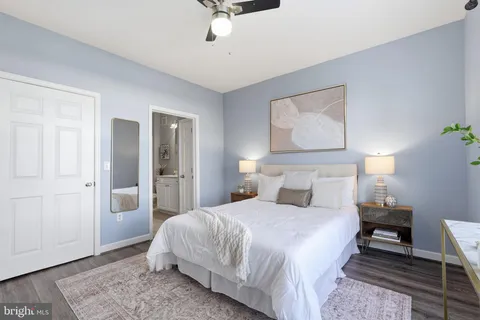 $299,900 | 501 Hungerford Drive, Unit 263, Rockville, MD 20850