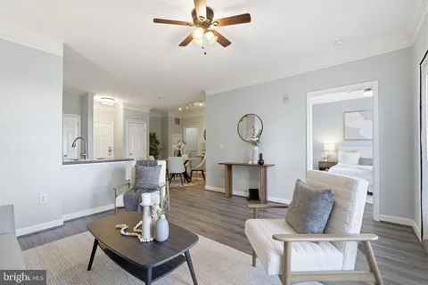 $299,900 | 501 Hungerford Drive, Unit 263, Rockville, MD 20850