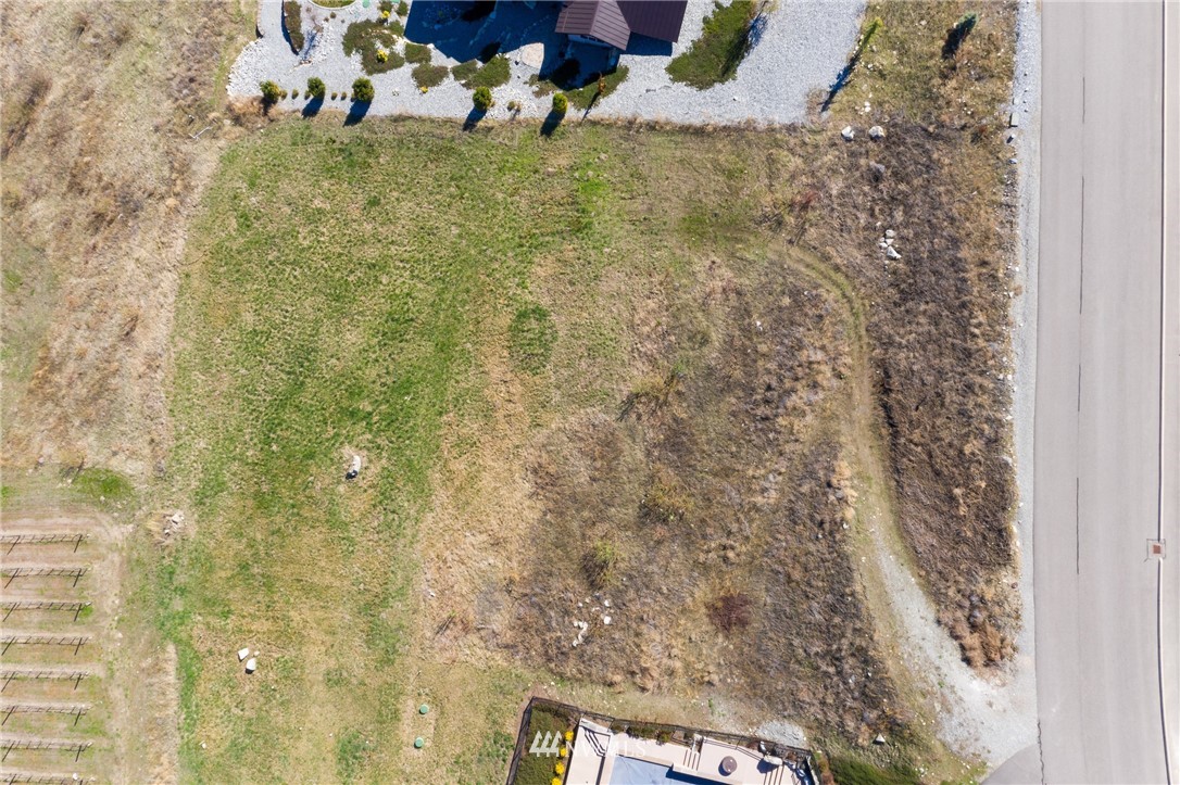 305 Clos Chevalle Road Chelan, WA 98816 - Photo 14 of 24 Gallery Image 14