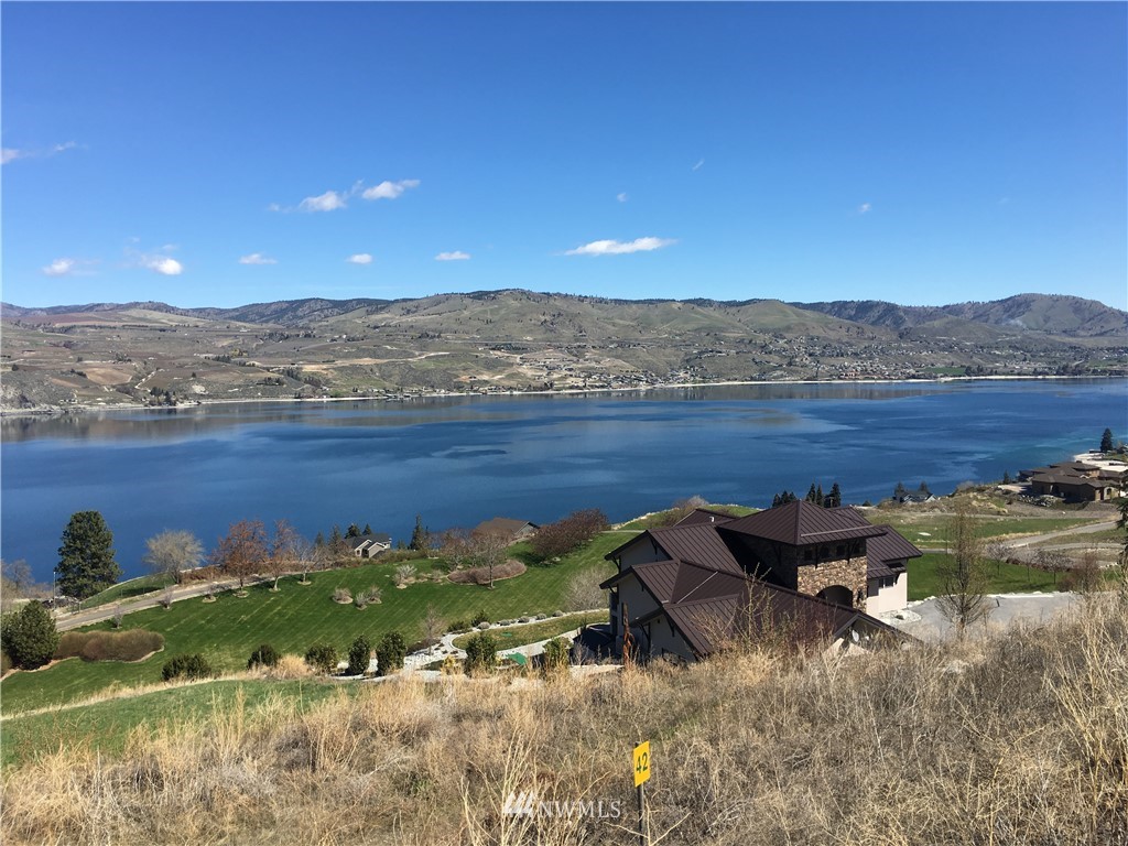 305 Clos Chevalle Road Chelan, WA 98816 - Photo 6 of 24 Gallery Image 6