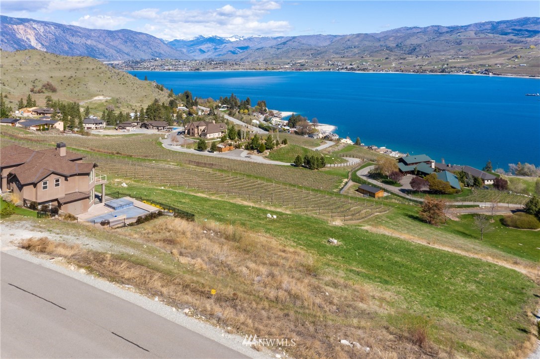 305 Clos Chevalle Road Chelan, WA 98816 - Photo 8 of 24 Gallery Image 8