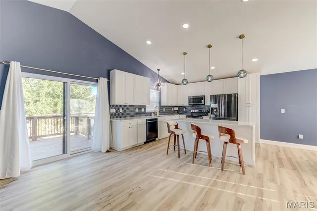 $285,000 | 3645 Woodman Drive, Florissant, MO 63031