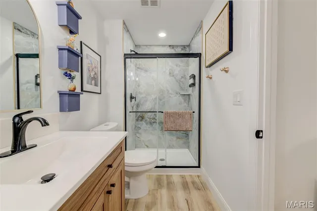 $285,000 | 3645 Woodman Drive, Florissant, MO 63031