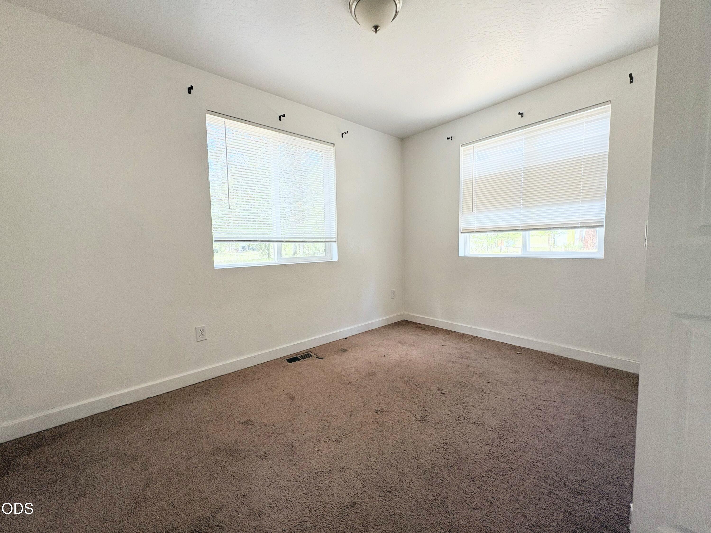 15934 Fir Road La Pine, OR 97739 - Photo 13 of 21