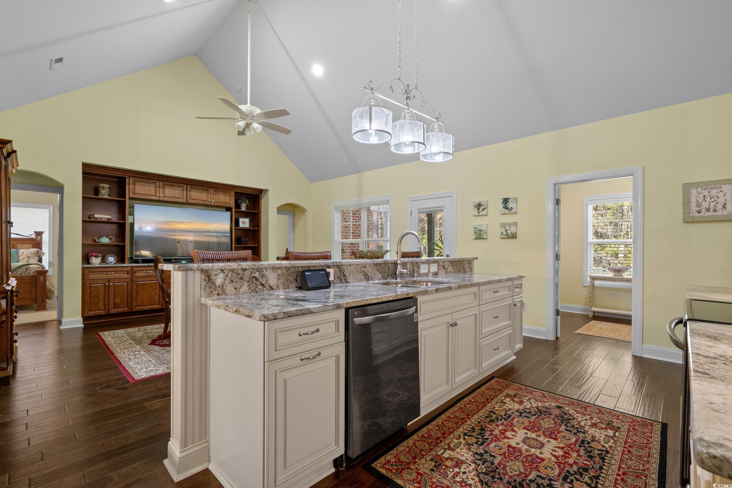 688 Chamberlin Road Myrtle Beach, SC 29588 - Photo 13 of 40