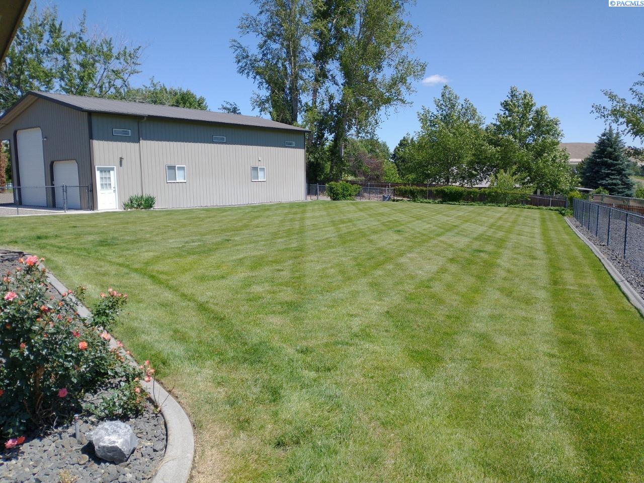 5501 Ryanick Road Kennewick, WA 99338 - Photo 4 of 25 Gallery Image 4