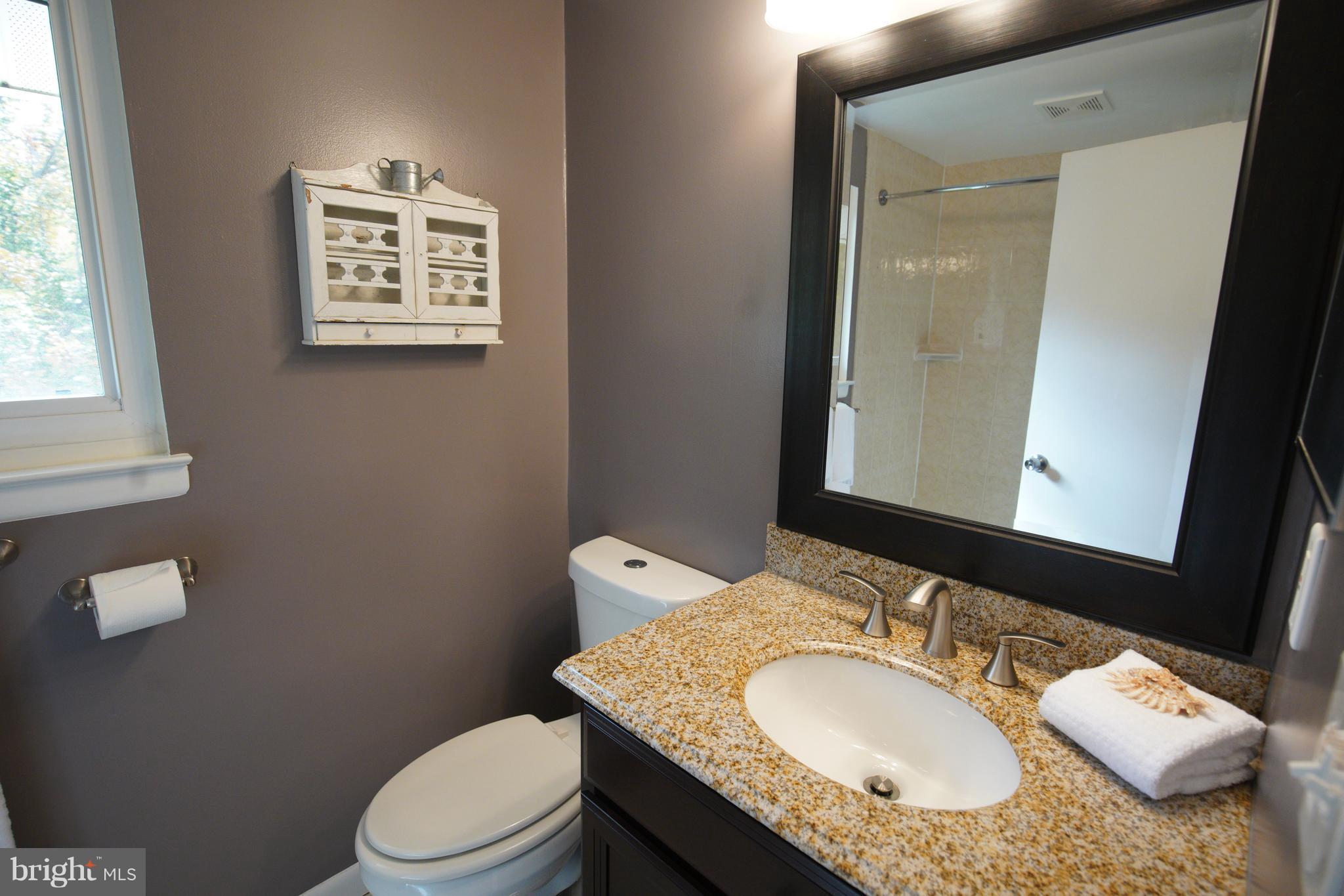 18930 Glendower Road Gaithersburg, MD 20879 - Photo 13 of 23 ALL Bathrooms have been renovated!