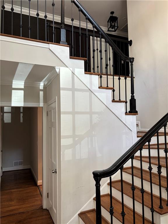 45 Blackland Road Northwest Atlanta, GA 30342 - Photo 17 of 31 a view of entryway