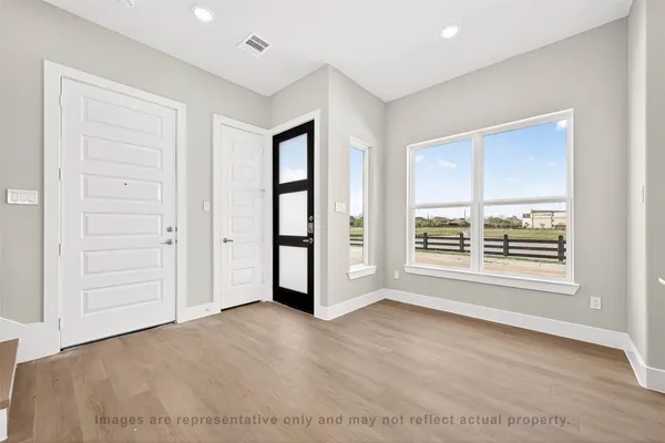 $2,595 | 10719 Mason Road, Unit 3, Richmond, TX 77406