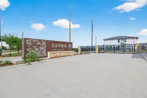 $2,595 | 10719 Mason Road, Unit 3, Richmond, TX 77406