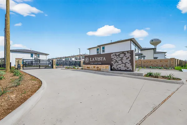 $2,595 | 10719 Mason Road, Unit 3, Richmond, TX 77406