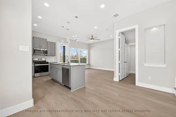 $2,595 | 10719 Mason Road, Unit 3, Richmond, TX 77406