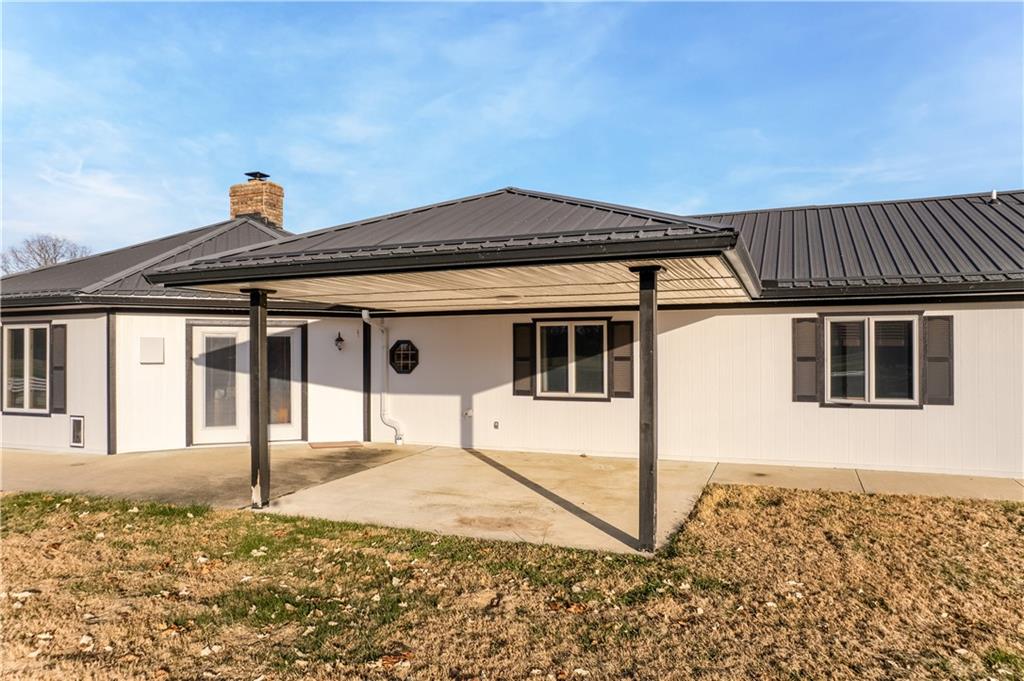 37907 East State Rte B Creighton, MO 64739 - Photo 2 of 40