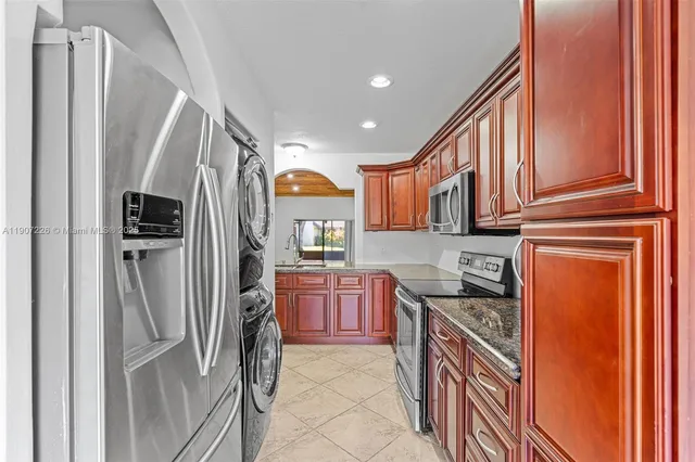 $357,000 | 8336 Northwest 37th Place, Sunrise, FL 33351