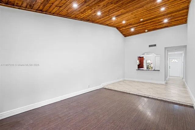 $357,000 | 8336 Northwest 37th Place, Sunrise, FL 33351