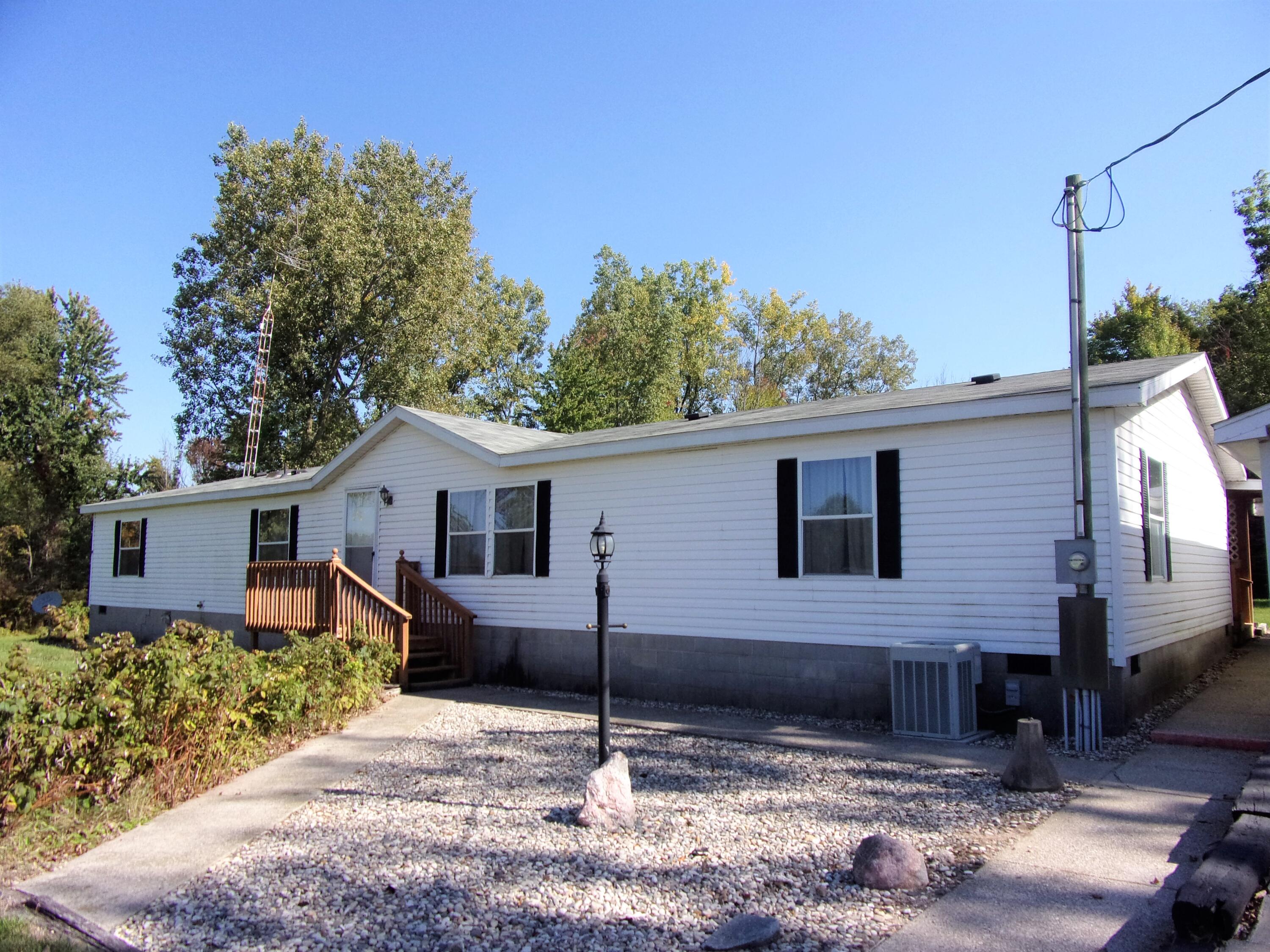 1376 South Behler Road Ravenna, MI 49451 - Photo 3 of 37 102_0747
