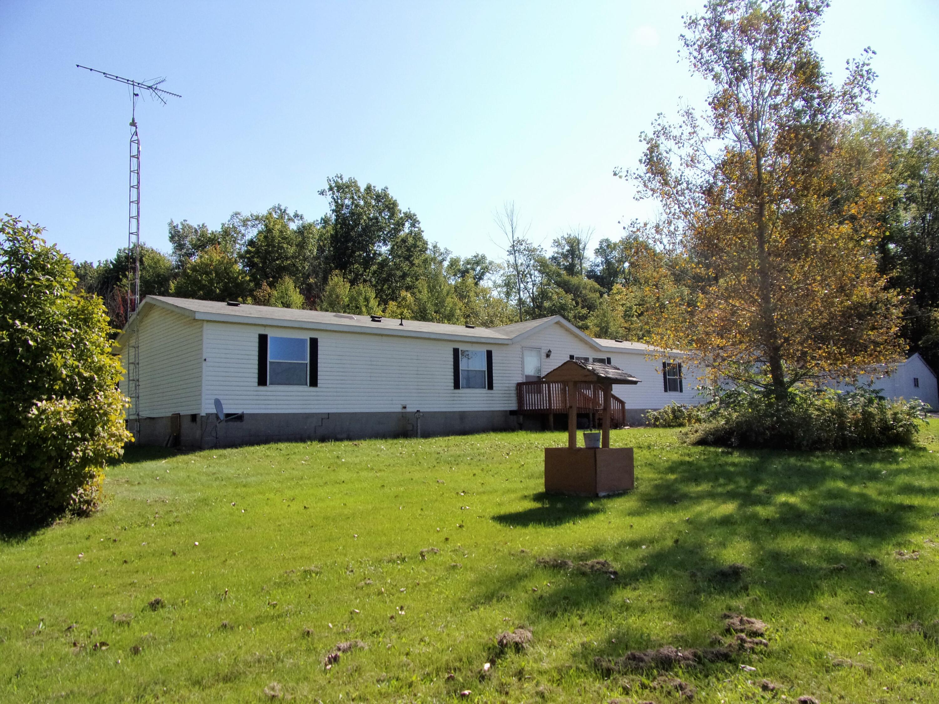 1376 South Behler Road Ravenna, MI 49451 - Photo 5 of 37 102_0748