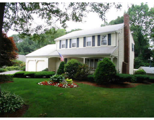75 Albemarle Road Norwood, MA 02062 - Photo 1 of 14 Gallery Image 1