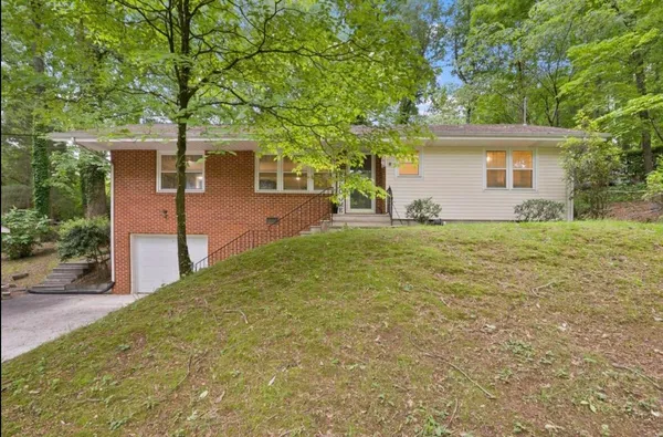 $332,000 | 1123 Ridgeleigh Circle, Dalton, GA 30720